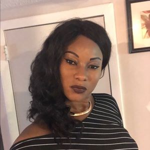 Meet your Posher, April